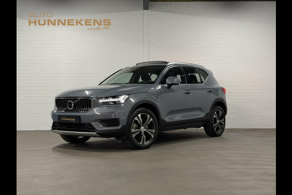 Volvo XC40 1.5 T4 Recharge Inscription Expression Open dak | Stuur-/Stoelverwarming | Achteruitrij camera | Cruise control | Keyless | 19" wielen