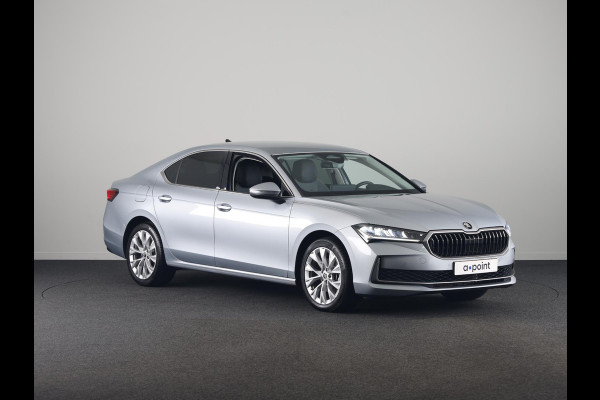 Škoda Superb 1.5 TSI MHEV First Edition 150pk | Navigatie | Trekhaak | Parkeercamera | 18 inch lichtmetalen velgen | Verlengde garantie |