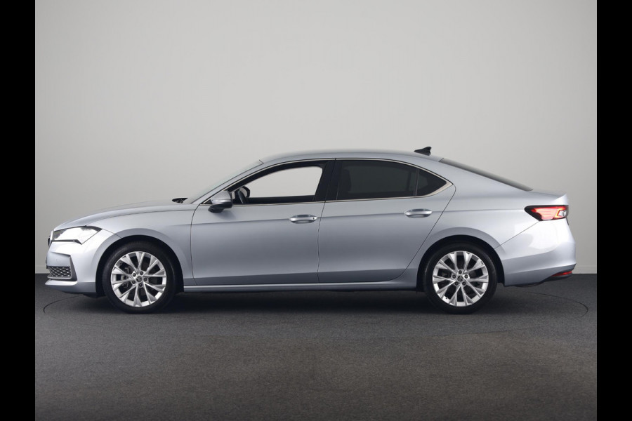 Škoda Superb 1.5 TSI MHEV First Edition 150pk | Navigatie | Trekhaak | Parkeercamera | 18 inch lichtmetalen velgen | Verlengde garantie |