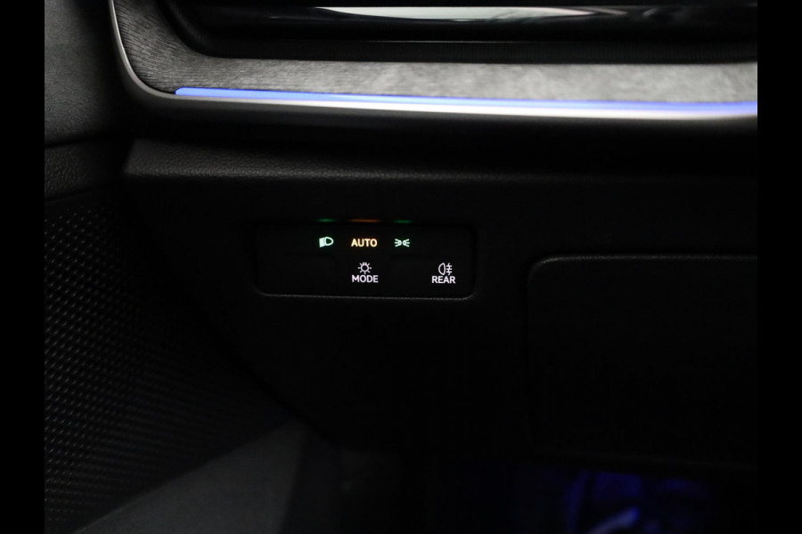 Škoda Superb 1.5 TSI MHEV First Edition 150pk | Navigatie | Trekhaak | Parkeercamera | 18 inch lichtmetalen velgen | Verlengde garantie |
