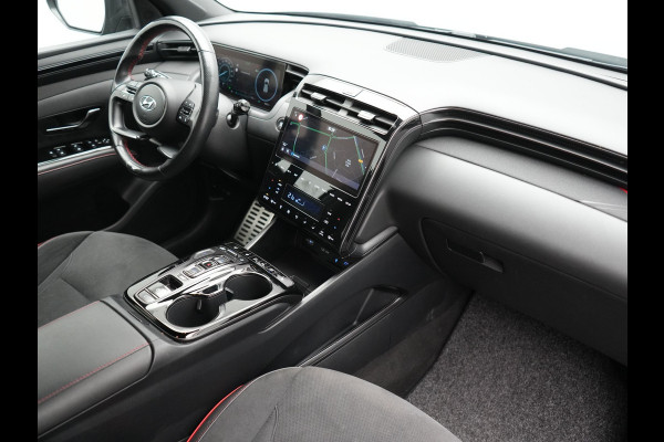 Hyundai Tucson 1.6 T-GDI N Line 4WD PHEV 265pk Dealer O.H | Adaptive Cruise | Camera | Alcantara Sportstoelen & Stuur Verwarmd | Krell Audio | Apple Carplay | Keyless | Blis | 19"L.M | Navigatie | DAB | Plug In Hybrid |