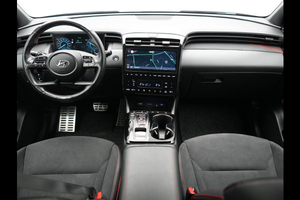 Hyundai Tucson 1.6 T-GDI N Line 4WD PHEV 265pk Dealer O.H | Adaptive Cruise | Camera | Alcantara Sportstoelen & Stuur Verwarmd | Krell Audio | Apple Carplay | Keyless | Blis | 19"L.M | Navigatie | DAB | Plug In Hybrid |
