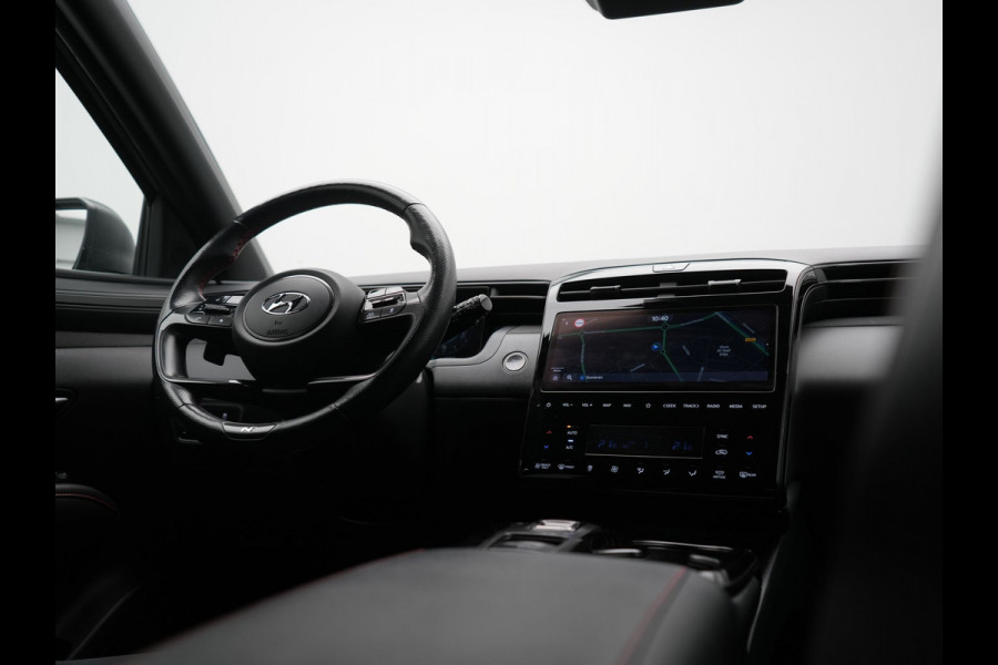 Hyundai Tucson 1.6 T-GDI N Line 4WD PHEV 265pk Dealer O.H | Adaptive Cruise | Camera | Alcantara Sportstoelen & Stuur Verwarmd | Krell Audio | Apple Carplay | Keyless | Blis | 19"L.M | Navigatie | DAB | Plug In Hybrid |