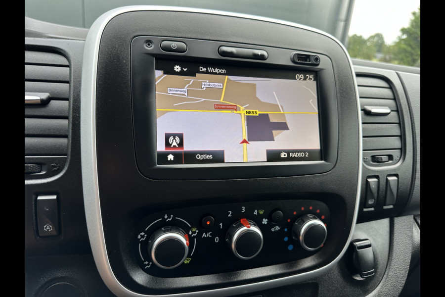 Renault Trafic 1.6 dCi / L2H1 / 1e EIG. / LED / BOTT INRICHTING / IMPERIAAL / TREKHAAK / NAVI / AIRCO / CRUISE