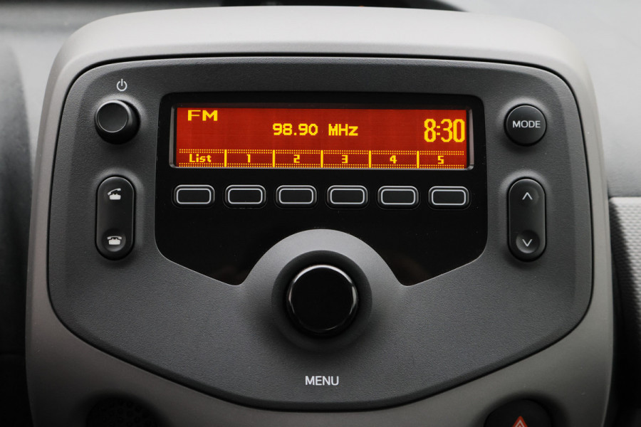 Peugeot 108 1.0 e-VTi Active Eerste Eigenaar, 5-Deurs, Airco, Bluetooth, DAB, Elektrische Ramen