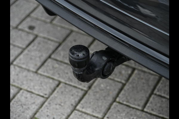 Audi Q5 50 TFSI e S edition | Panoramadak | Camera | Memory Seat | Keyless Entry | Trekhaak | Cruise Control | Interieurvoorklimatisering |