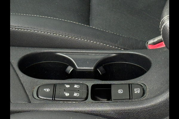 Kia Niro 1.6 GDi Hybrid ExecutiveLine Schuifdak|Stoelventilatie|Keyless|Trekhaak