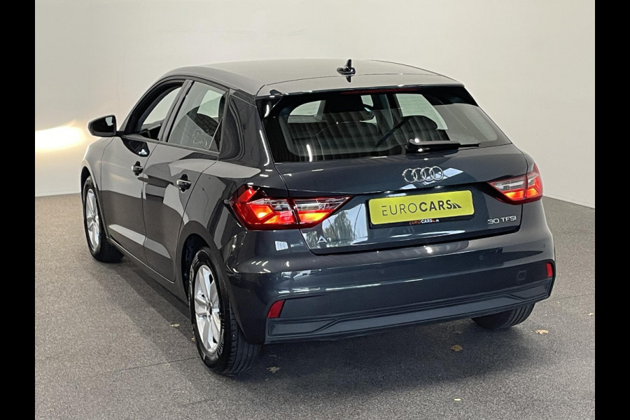 Audi A1 Sportback 1.0 TFSI Sportback Automaat Navigatie Apple Carplay/Android Auto Parkeersensoren Cruise Control Climate Control Lichtmetalen velgen