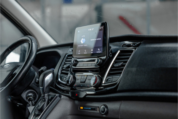 Ford Transit Custom 290 2.0 TDCI 185 PK Sport | ACC | Bi-Xenon | Navigatie | CarPlay | Camera | Trekhaak | DAB | Stoelverwarming | Nieuwe APK