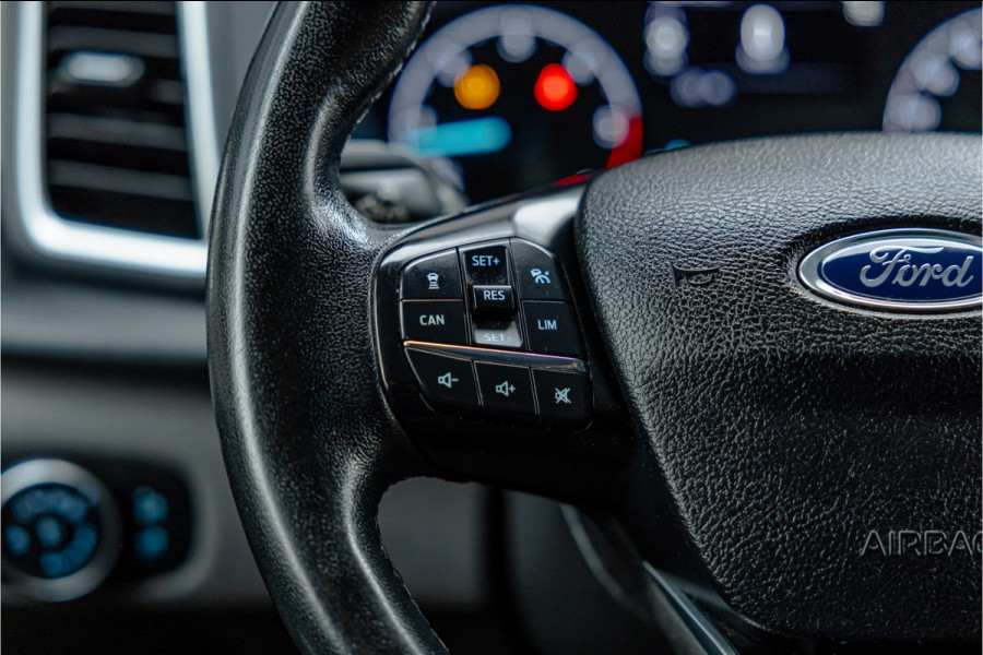 Ford Transit Custom 290 2.0 TDCI 185 PK Sport | ACC | Bi-Xenon | Navigatie | CarPlay | Camera | Trekhaak | DAB | Stoelverwarming | Nieuwe APK