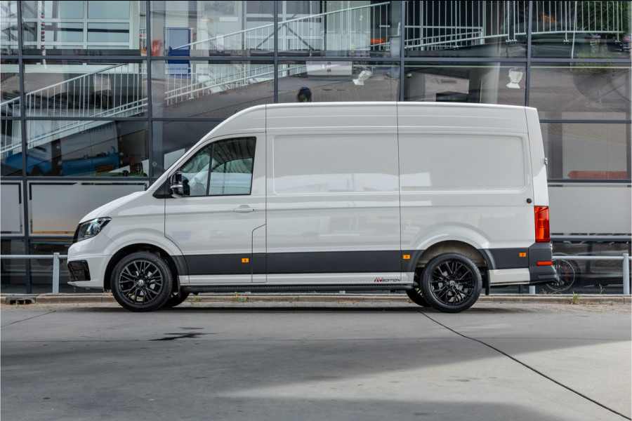 Volkswagen Crafter 2.0 TDI 177 PK L3H3 DSG | CarPlay | Camera | Standkachel | MF Stuur | Dealer onderhouden | Cruise control | DAB | Nieuwe distributieriem | Nieuwe APK