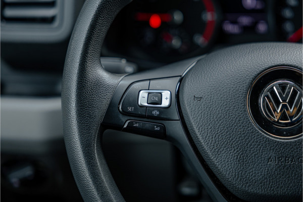 Volkswagen Crafter 2.0 TDI 177 PK L3H3 DSG | CarPlay | Camera | Standkachel | MF Stuur | Dealer onderhouden | Cruise control | DAB | Nieuwe distributieriem | Nieuwe APK