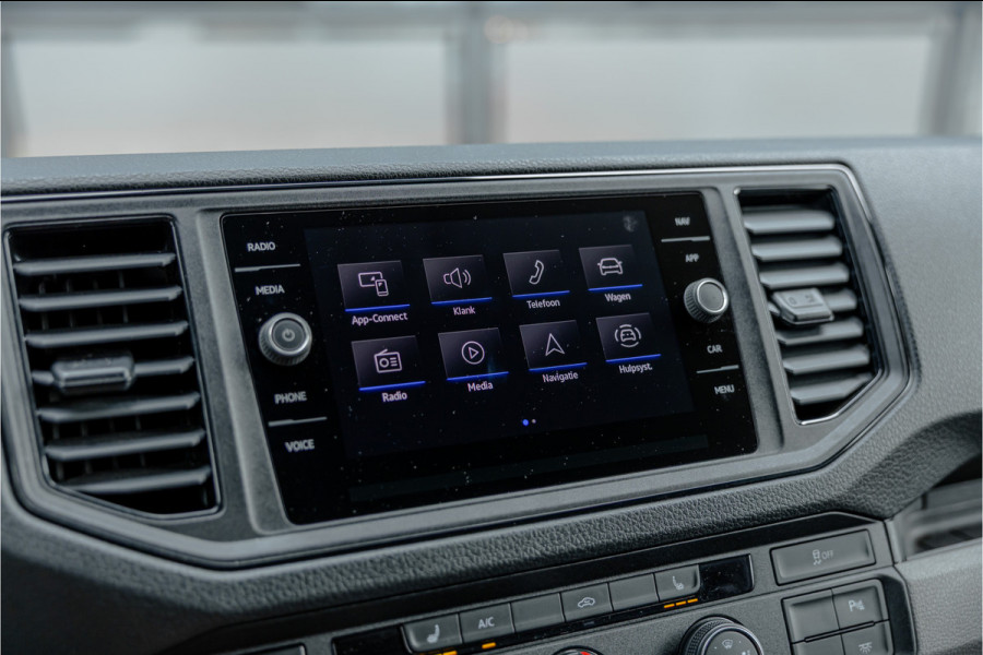 Volkswagen Crafter 2.0 TDI 177 PK L3H3 DSG | CarPlay | Camera | Standkachel | MF Stuur | Dealer onderhouden | Cruise control | DAB | Nieuwe distributieriem | Nieuwe APK