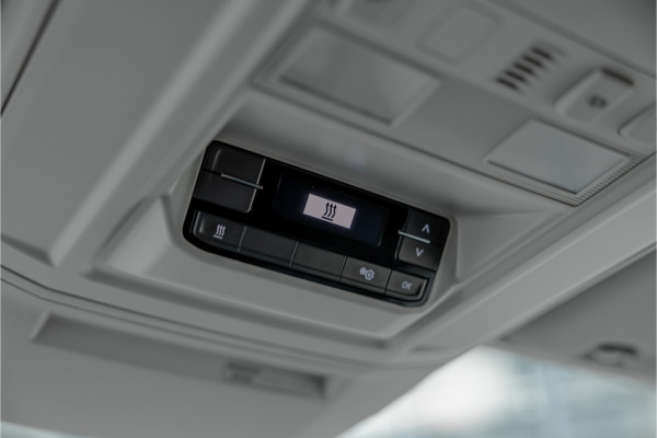 Volkswagen Crafter 2.0 TDI 177 PK L3H3 DSG | CarPlay | Camera | Standkachel | MF Stuur | Dealer onderhouden | Cruise control | DAB | Nieuwe distributieriem | Nieuwe APK