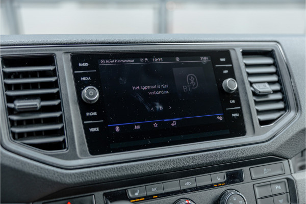 Volkswagen Crafter 2.0 TDI 177 PK L3H3 DSG | CarPlay | Camera | Standkachel | MF Stuur | Dealer onderhouden | Cruise control | DAB | Nieuwe distributieriem | Nieuwe APK