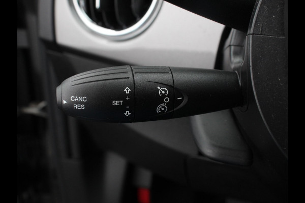 Fiat 500 1.0 Hybrid Lounge Plus Cruise control Panorama dak Parkeersensor achter Climate control Apple carplay / Andriod auto
