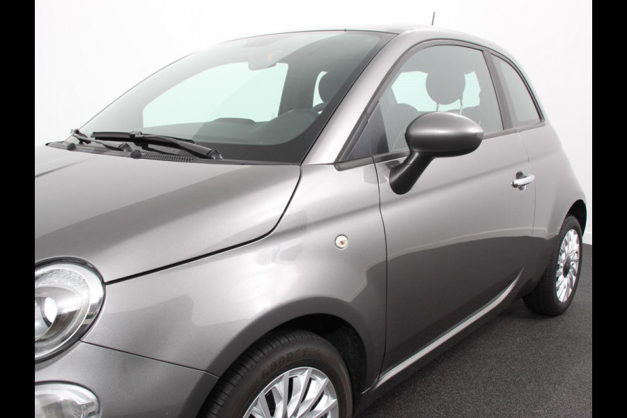 Fiat 500 1.0 Hybrid Lounge Plus Cruise control Panorama dak Parkeersensor achter Climate control Apple carplay / Andriod auto