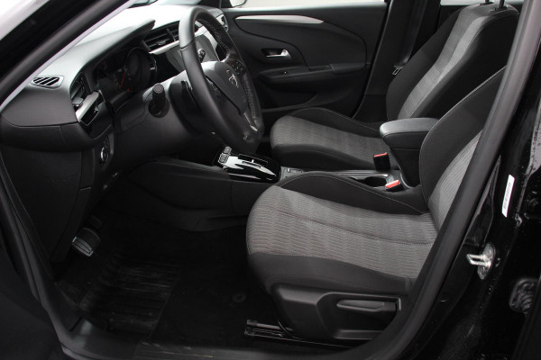 Opel Corsa 1.2 101pk Automaat Edition Navigatie Apple Carplay/Android Airco Camera Parkeer sensoren Dab Cruise Control Stoelverwarming