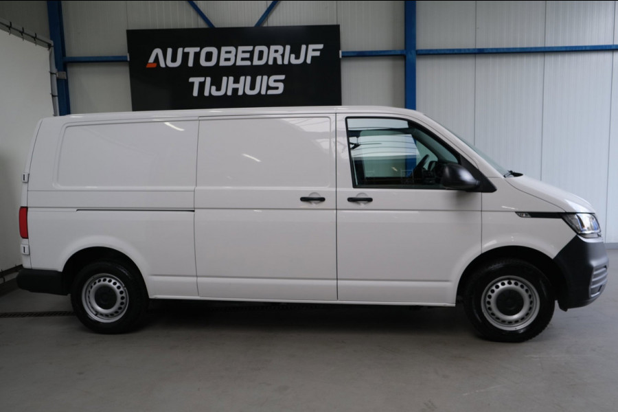 Volkswagen Transporter 2.0 TDI L2H1 30 3p - Airco, Cruise, Stoelverwarming, PDC, Trekhaak.