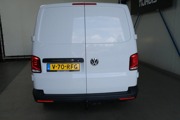 Volkswagen Transporter 2.0 TDI L2H1 30 3p - Airco, Cruise, Stoelverwarming, PDC, Trekhaak.