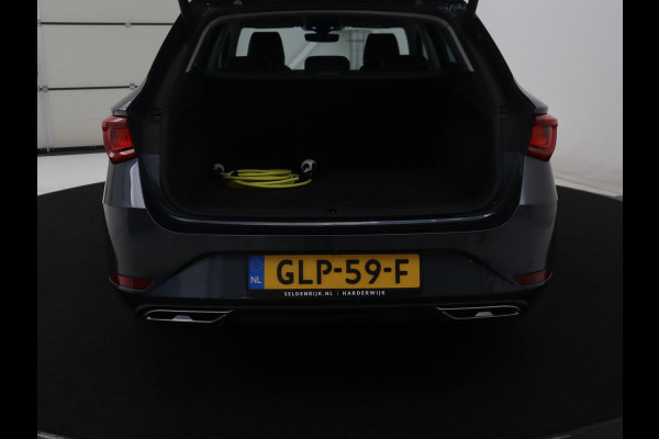 Seat Leon Sportstourer 1.4 TSI eHybrid PHEV FR | SOH 86,9% | Carplay | Stuur/stoelverwarming | Adaptive cruise | Carplay | Camera | Park assist | Sfeerverlichting |