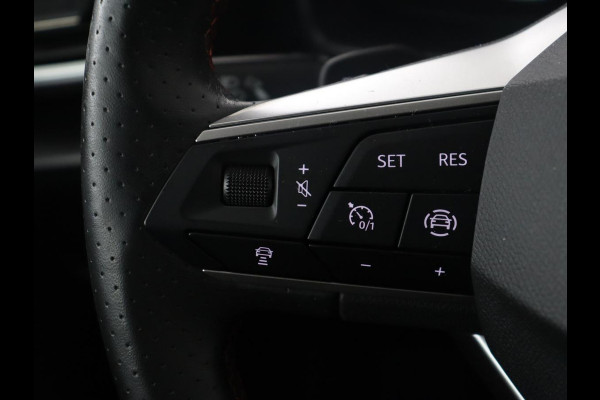 Seat Leon Sportstourer 1.4 TSI eHybrid PHEV FR | SOH 86,9% | Carplay | Stuur/stoelverwarming | Adaptive cruise | Carplay | Camera | Park assist | Sfeerverlichting |
