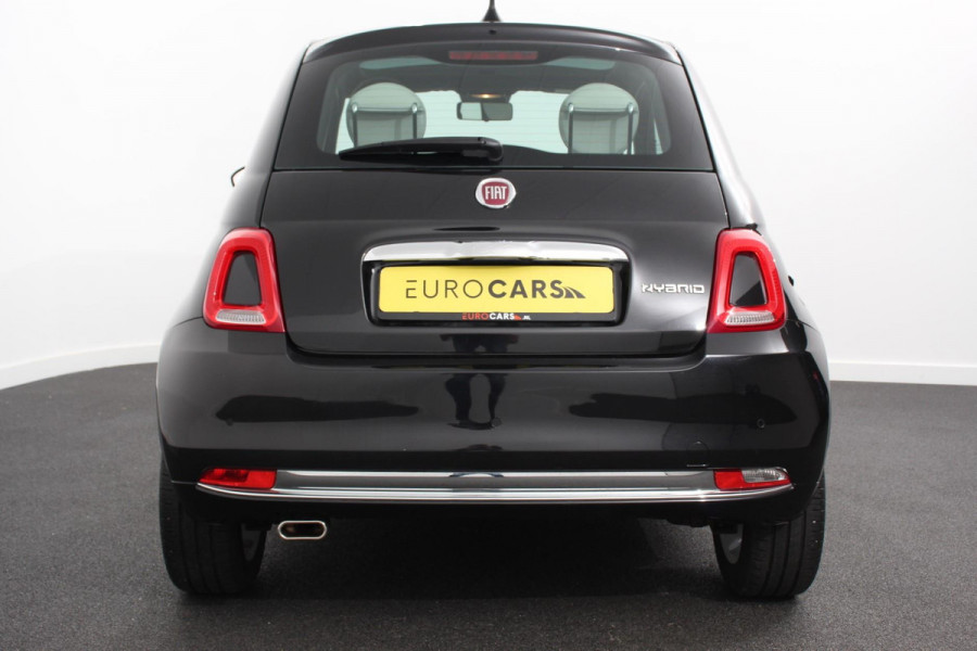 Fiat 500 1.0 Hybrid 69pk Dolcevita Navigatie Apple Carplay/Android Auto Panoramadak Parkeersensor achter Cruise Control Climate Control