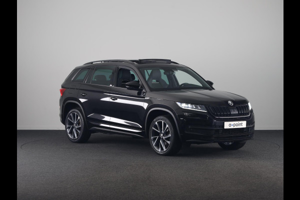 Škoda Kodiaq 1.5 TSI Sportline Business 150 pk Automaat | Navigatie | Panoramadak | Parkeersensoren | Achteruitrijcamera | Keyless | Elektr. bestuurdersstoel met geheugen | Stoelverwarming |