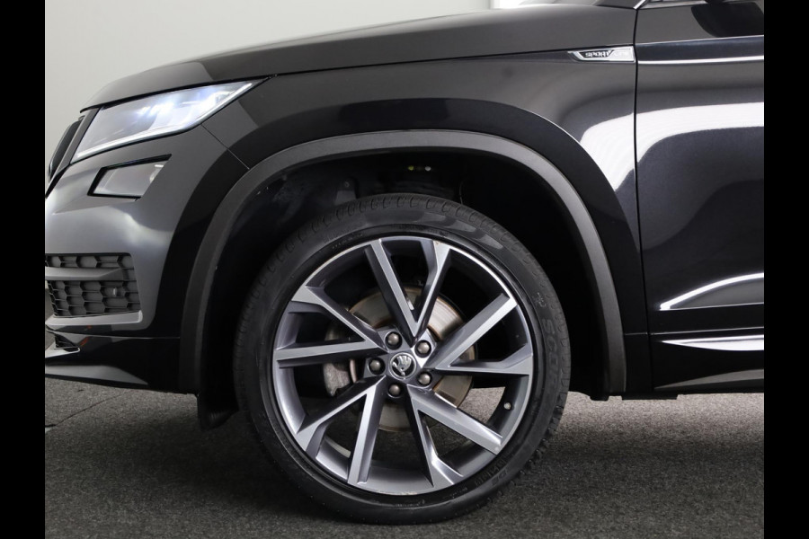 Škoda Kodiaq 1.5 TSI Sportline Business 150 pk Automaat | Navigatie | Panoramadak | Parkeersensoren | Achteruitrijcamera | Keyless | Elektr. bestuurdersstoel met geheugen | Stoelverwarming |