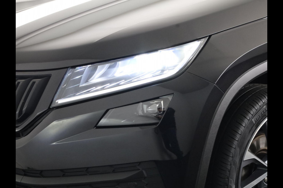 Škoda Kodiaq 1.5 TSI Sportline Business 150 pk Automaat | Navigatie | Panoramadak | Parkeersensoren | Achteruitrijcamera | Keyless | Elektr. bestuurdersstoel met geheugen | Stoelverwarming |