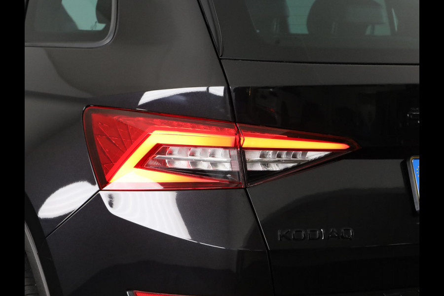 Škoda Kodiaq 1.5 TSI Sportline Business 150 pk Automaat | Navigatie | Panoramadak | Parkeersensoren | Achteruitrijcamera | Keyless | Elektr. bestuurdersstoel met geheugen | Stoelverwarming |