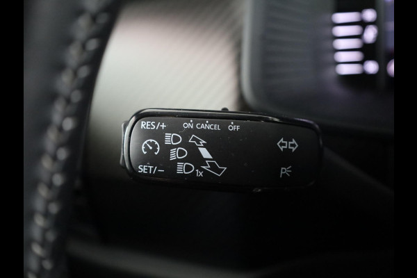 Škoda Kodiaq 1.5 TSI Sportline Business 150 pk Automaat | Navigatie | Panoramadak | Parkeersensoren | Achteruitrijcamera | Keyless | Elektr. bestuurdersstoel met geheugen | Stoelverwarming |