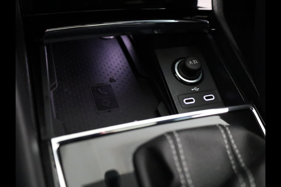 Škoda Kodiaq 1.5 TSI Sportline Business 150 pk Automaat | Navigatie | Panoramadak | Parkeersensoren | Achteruitrijcamera | Keyless | Elektr. bestuurdersstoel met geheugen | Stoelverwarming |