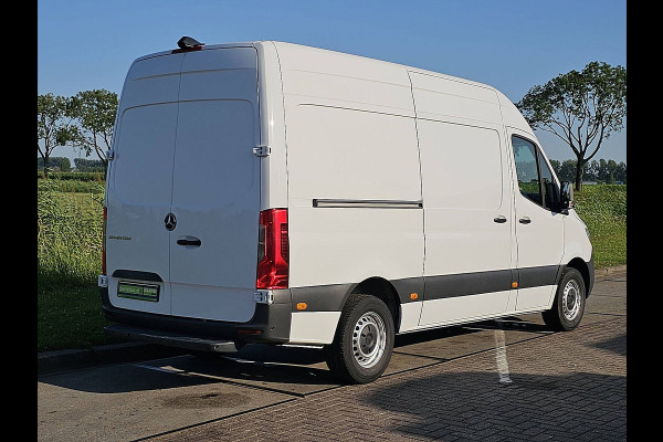 Mercedes-Benz Sprinter 317 1.9 CDI L2H2 RWD Cruise control, Airco, Pdc, Camera, Stoelverwarming,  Automaat, Mbux, Carplay, Euro6, 170 PK