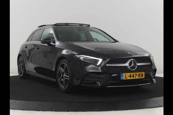 Mercedes-Benz A-Klasse 250 Premium Plus | AMG Line | Panoramadak | Trekhaak | Sfeerverlichting | Leder/alcantara | Burnmeister | Full LED | Stoelverwarming |
