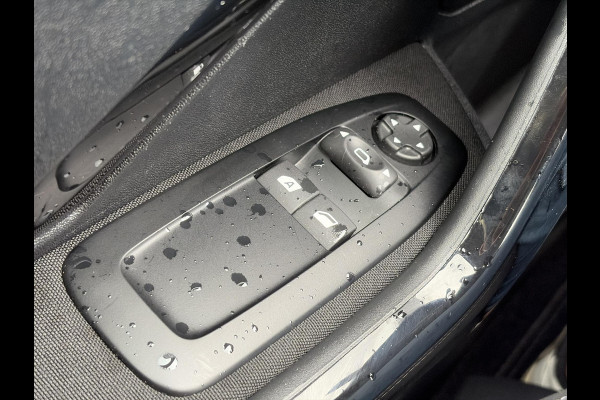 Peugeot 208 1.2 PureTech Blue Lion ✓D-riem vv 2024✓Dealer Onderhouden✓Carplay✓Navi✓Trekhaak✓2e Eigenaar✓Recent beurt gehad✓Airco✓Cruise✓Pdc✓5 Deurs✓Weinig Km✓N.A.P✓Apk tot 08-2027