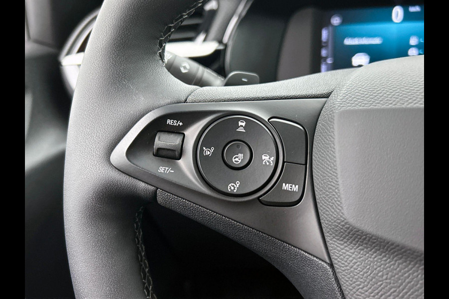 Opel Corsa 1.2 Turbo 136pk Hybrid Automaat GS Navigatie Apple Carplay/Android Auto Digitale Cockpit Camera Parkeer sensoren Airco Lichtmetalen Velgen Adaptive Cruise Control
