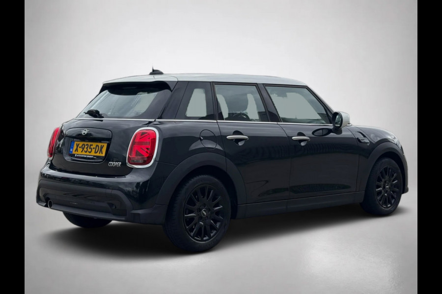 MINI 5-deurs 1.5 Cooper Camden Edition(NL-auto, 1e Eig, Dealer OndH, Carplay, PDC, Climate Con, Cruise Con, Navi, etc)