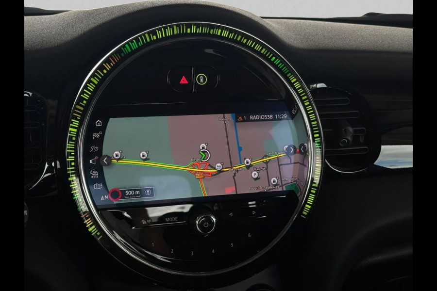 MINI 5-deurs 1.5 Cooper Camden Edition(NL-auto, 1e Eig, Dealer OndH, Carplay, PDC, Climate Con, Cruise Con, Navi, etc)