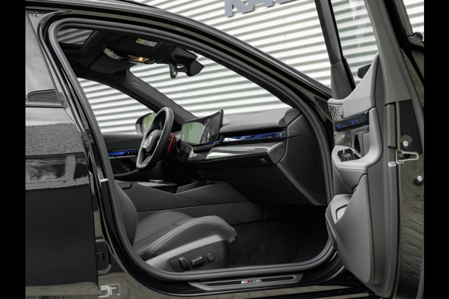 BMW 5 Serie Touring M5 - Pano - Stoelventilatie - M-Driver Pack - Trekaak - Driving Ass Prof