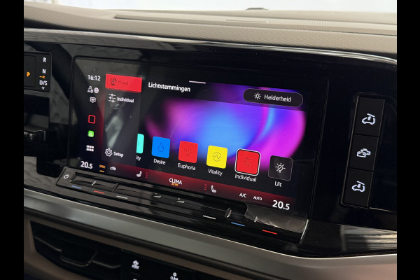 Volkswagen California Ocean eHybrid 245pk Trekhaak 19''lmv hydraulisch hefdak Stoel/stuur verw. phev plug in hybrid