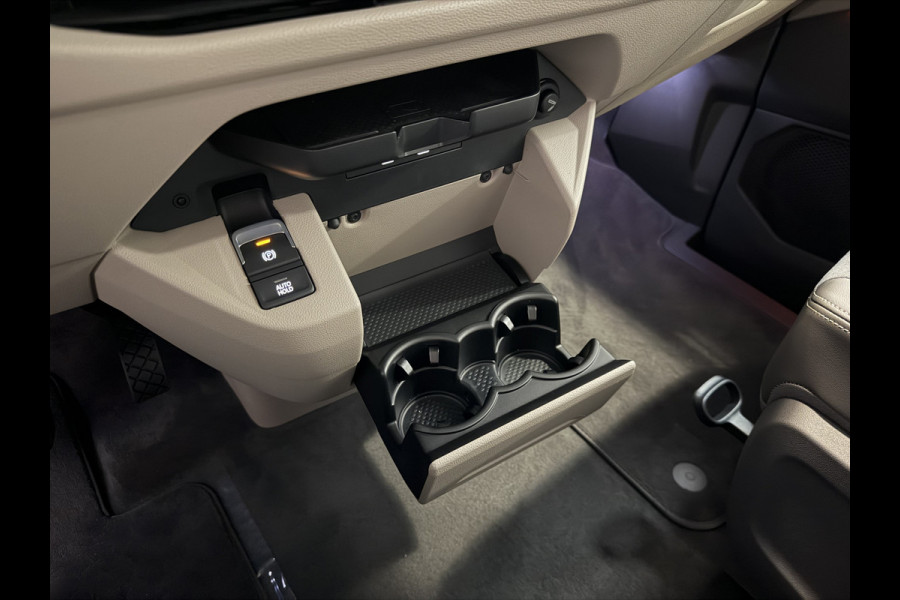 Volkswagen California Ocean eHybrid 245pk Trekhaak 19''lmv hydraulisch hefdak Stoel/stuur verw. phev plug in hybrid