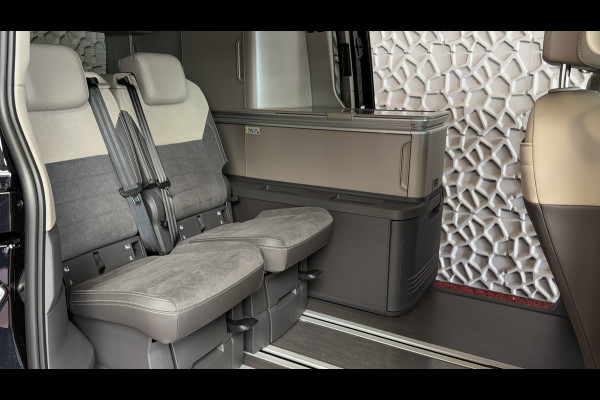 Volkswagen California Ocean eHybrid 245pk Trekhaak 19''lmv hydraulisch hefdak Stoel/stuur verw. phev plug in hybrid