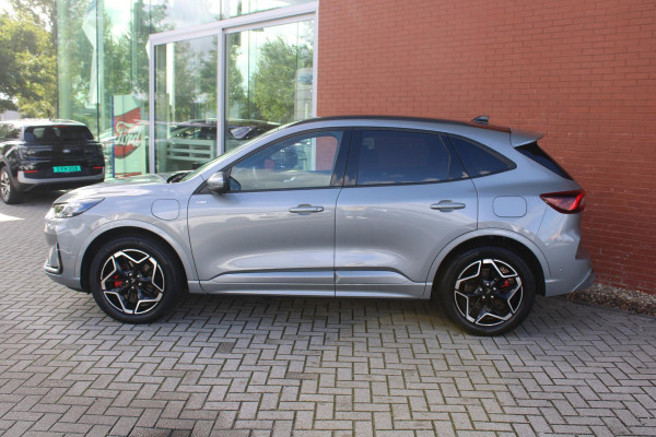 Ford Kuga 2.5 PHEV ST-Line X | Panoramadak | Wegklapbare trekhaak | Head up Display | Adapitve Led | Winter Pack | Bang&Olufsen | AGR-stoelen | 2.100kg trekgewicht