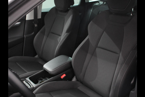 Škoda Karoq 1.5 TSI 150pk Automaat Ambition Skoda Karoq 1.5 TSI 150pk DSG Ambition | Navigatie | Apple Carpla/Android Auto | Camera | Climate Control | Adaptive Cruise control | Lichtmetalen Velgen