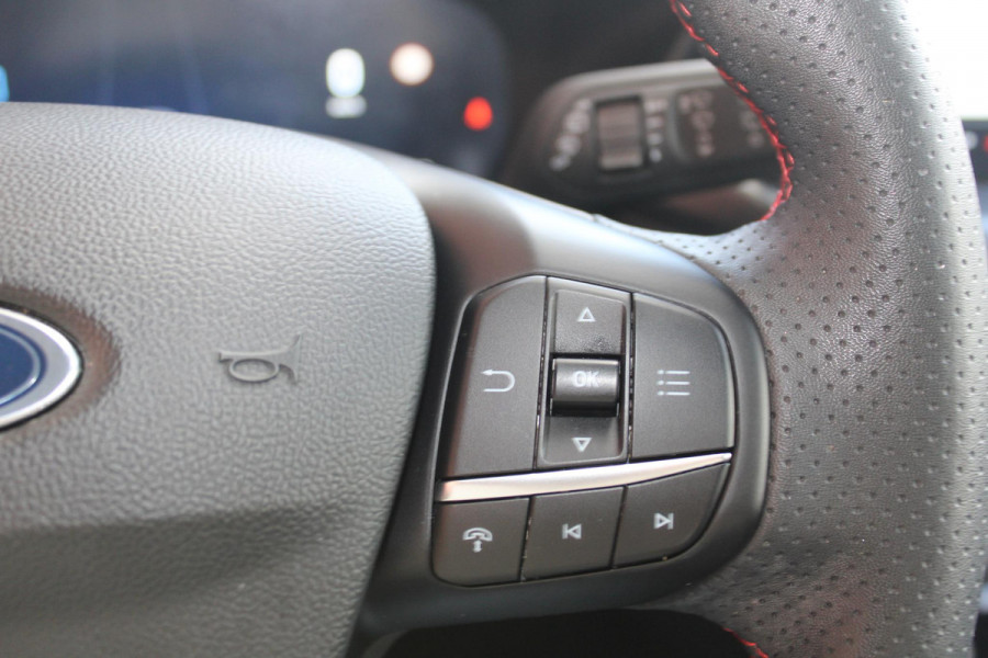 Ford Kuga 2.5 PHEV ST-Line X | Panoramadak | Wegklapbare trekhaak | Head up Display | Adapitve Led | Winter Pack | Bang&Olufsen | AGR-stoelen | 2.100kg trekgewicht