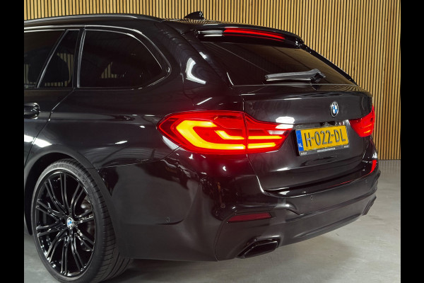 BMW 5 Serie Touring 520i M-Sport BLACK PACK|PANO|H&K|HUD|BMW Display-Key|AMBIENT|E-ZETEL MEMORY|20 inch