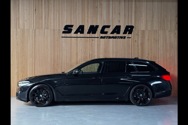 BMW 5 Serie Touring 520i M-Sport BLACK PACK|PANO|H&K|HUD|BMW Display-Key|AMBIENT|E-ZETEL MEMORY|20 inch