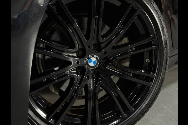 BMW 5 Serie Touring 520i M-Sport BLACK PACK|PANO|H&K|HUD|BMW Display-Key|AMBIENT|E-ZETEL MEMORY|20 inch