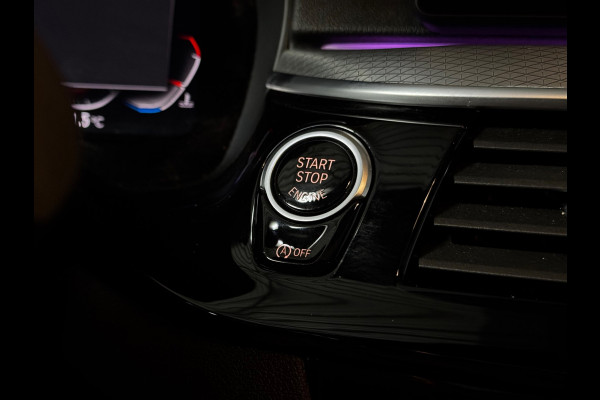 BMW 5 Serie Touring 520i M-Sport BLACK PACK|PANO|H&K|HUD|BMW Display-Key|AMBIENT|E-ZETEL MEMORY|20 inch
